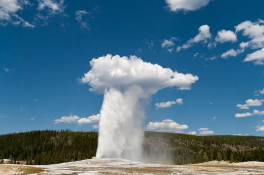 Various Photographers - Old Faithful, Yellowstone