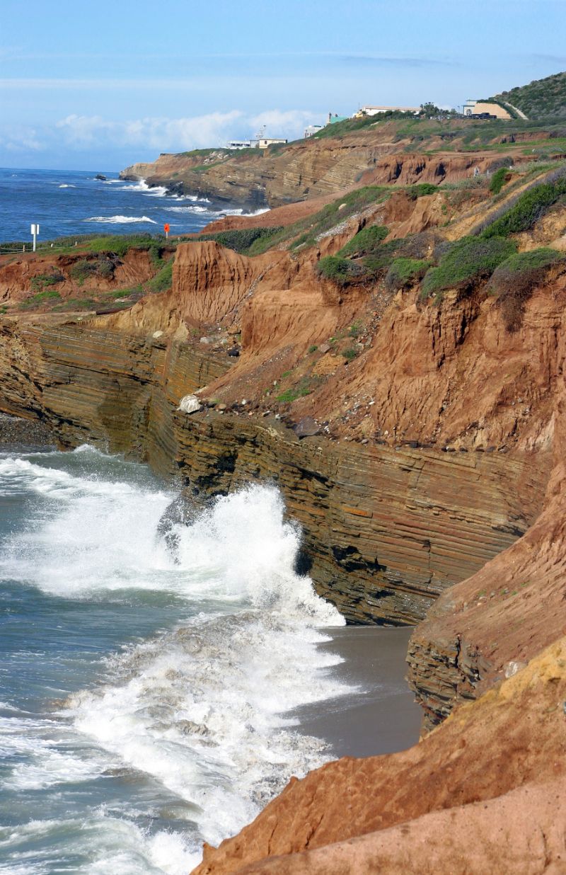 Various Photographers - Rugged Cliffs in San Diego